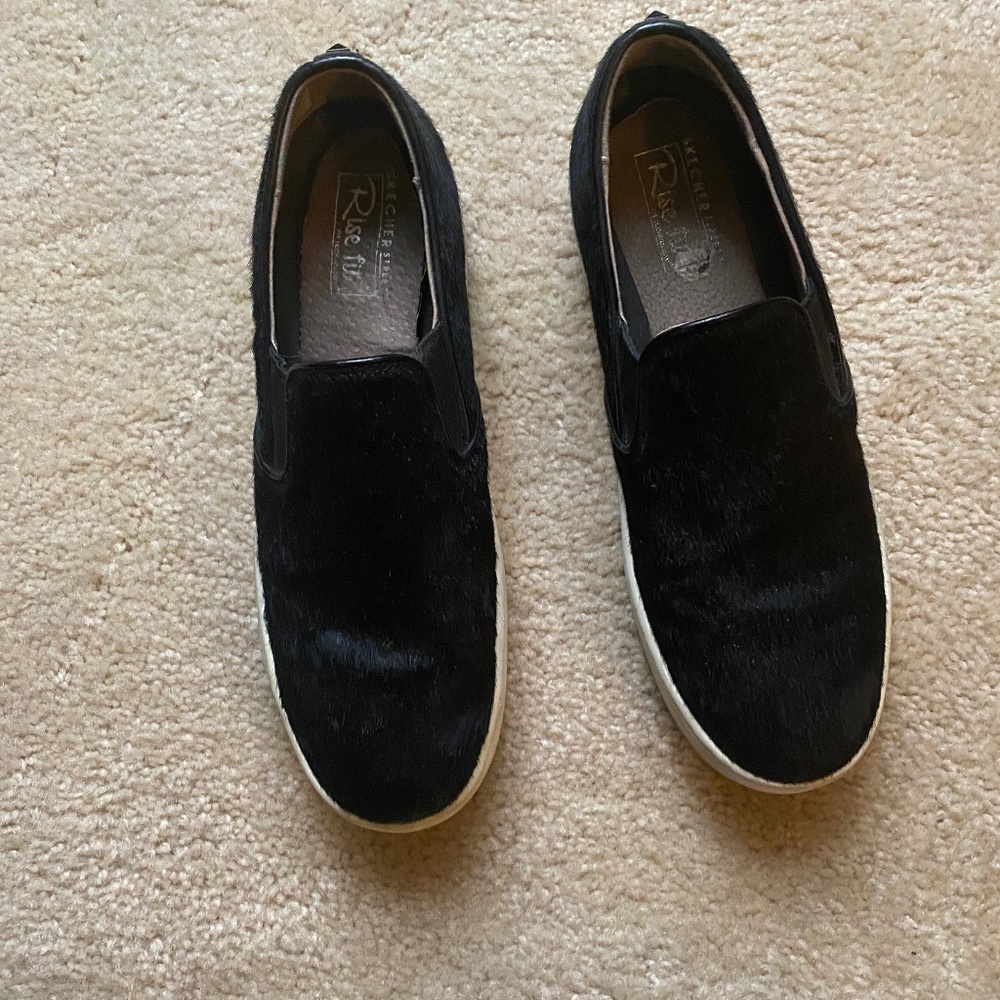 Tennis Shoes